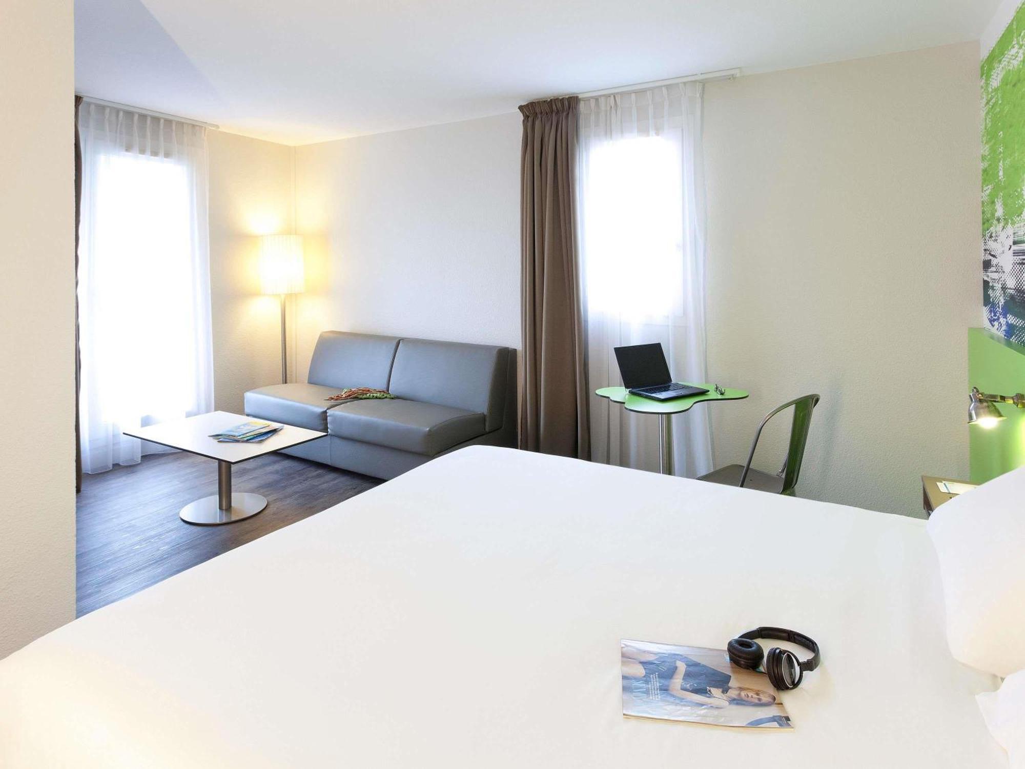 Ibis Styles Lyon Villeurbanne Parc De La Tete D'Or Exteriör bild