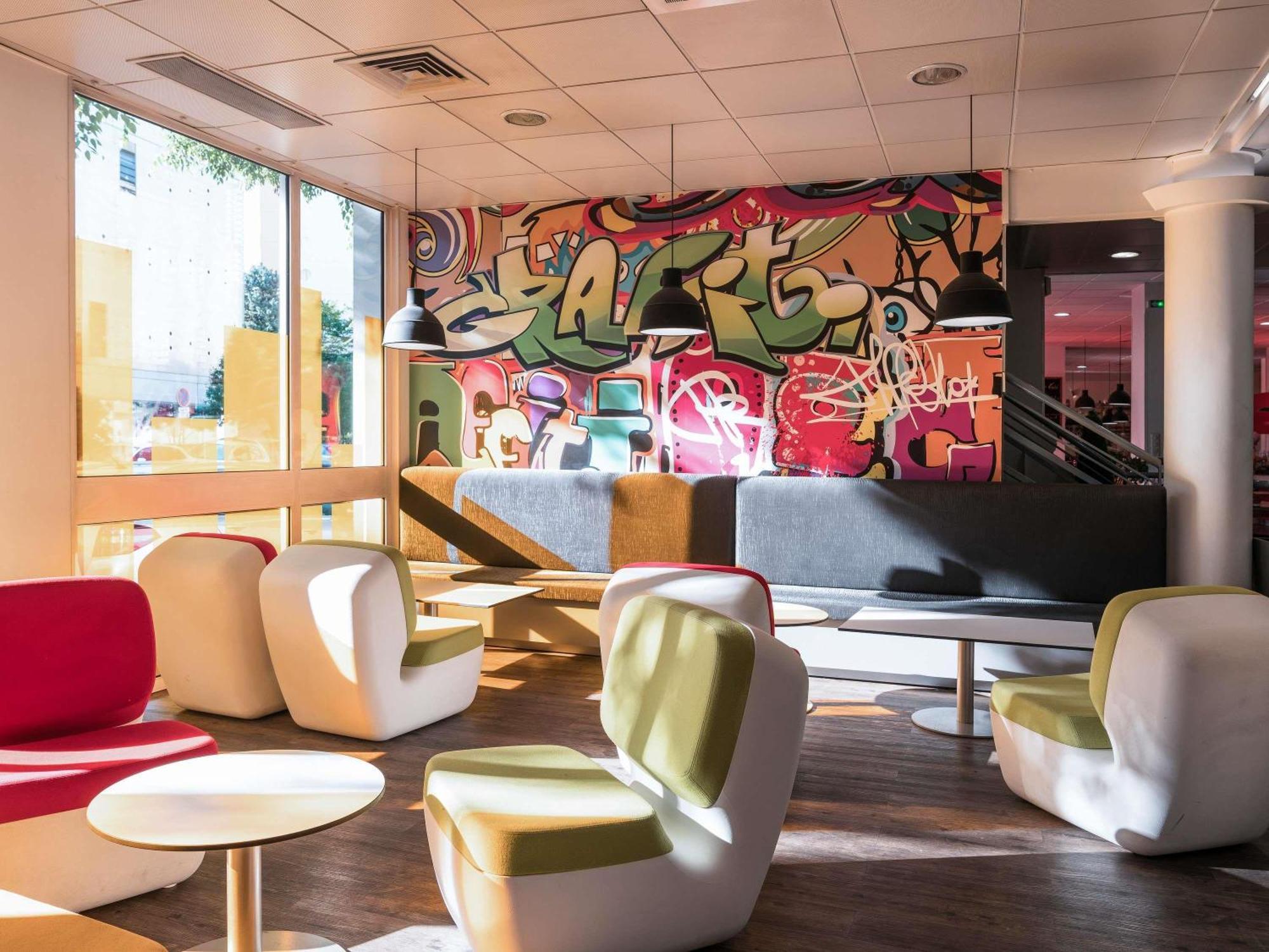Ibis Styles Lyon Villeurbanne Parc De La Tete D'Or Exteriör bild